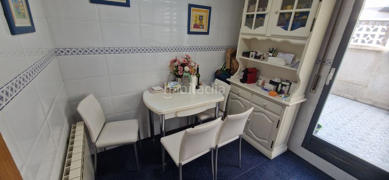 Foto 1b6c228f-69a7-4cd8-aff0-65fb19a9a54d. Casa adossada amb xemeneia calefacció aparcament a Zaragoza