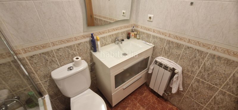 Foto 4c42554b-0a24-4520-bf8f-21e67eee90da. Casa adossada amb xemeneia calefacció aparcament a Zaragoza