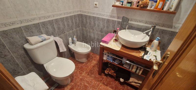 Foto 4fe87f70-ce8d-4f9d-a7d1-b435b317905d. Casa adossada amb xemeneia calefacció aparcament a Zaragoza