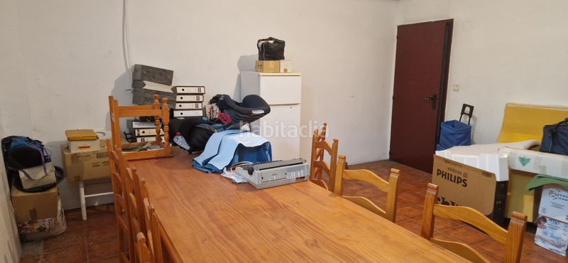 Foto 9ea4abea-98e0-4b0a-a3af-d0ae39d9e522. Casa adossada amb xemeneia calefacció aparcament a Zaragoza