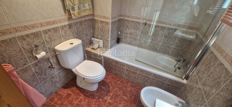 Foto c17963d5-7401-4980-81ef-11858d080963. Casa adossada amb xemeneia calefacció aparcament a Zaragoza