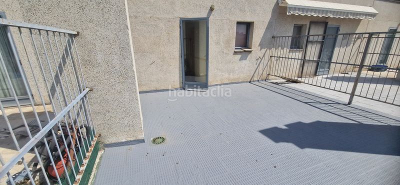 Foto d2281377-a0c8-4b55-a902-cb47a52fb0a8. Casa adossada amb xemeneia calefacció aparcament a Zaragoza
