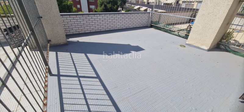 Foto f08311d3-7f73-4eb7-89e1-ecdaea1c59fd. Casa adossada amb xemeneia calefacció aparcament a Zaragoza