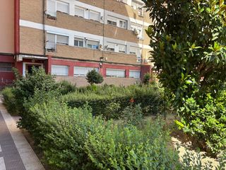 Pis  Calle de cecilio navarro. Se vende piso reformado en c/ cecilio navarro.