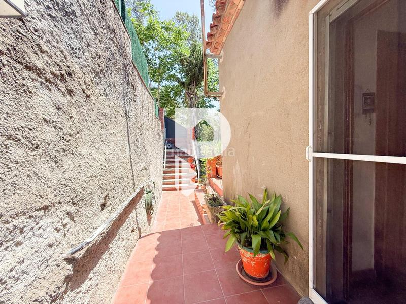 Foto 61f006f6-96fd-48d6-bde9-f5fb3fb1f6cd. Haus in central de sant antoni 7 in Sant Vicenç dels Horts