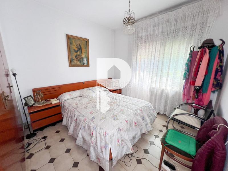 Foto 4fb7b499-a360-42b2-8389-89ea9be5d636. Haus in calle gran via de fontpineda 72 in Pallejà