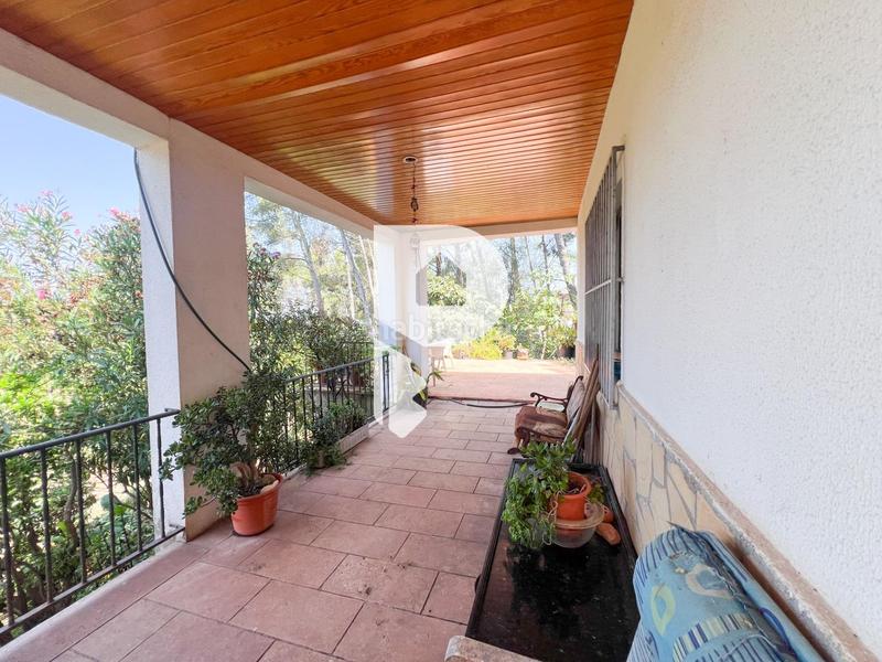 Foto 57e07818-fe5d-465d-9cc4-a2e7439eab78. Haus in calle gran via de fontpineda 72 in Pallejà