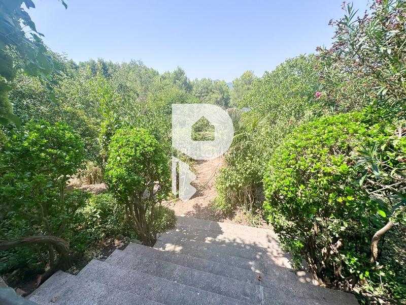 Foto 8da0b262-da70-4b42-9979-f0a997e22507. Haus in calle gran via de fontpineda 72 in Pallejà