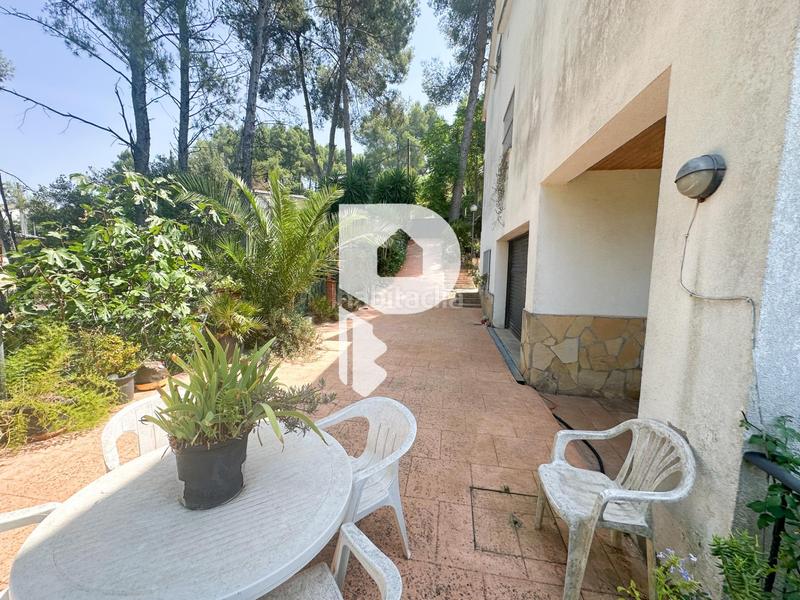 Foto 91051790-ea53-4e93-8609-ef050bc1c1b5. Haus in calle gran via de fontpineda 72 in Pallejà