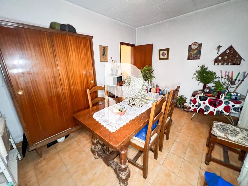 Foto addb31d6-f7bb-45af-aa35-35995c5558fe. Haus in calle gran via de fontpineda 72 in Pallejà