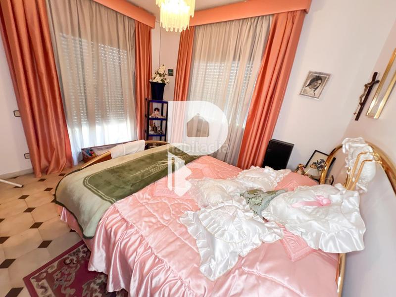 Foto c9cb1cbf-68cb-4274-97ef-eb26e6e26438. Haus in calle gran via de fontpineda 72 in Pallejà