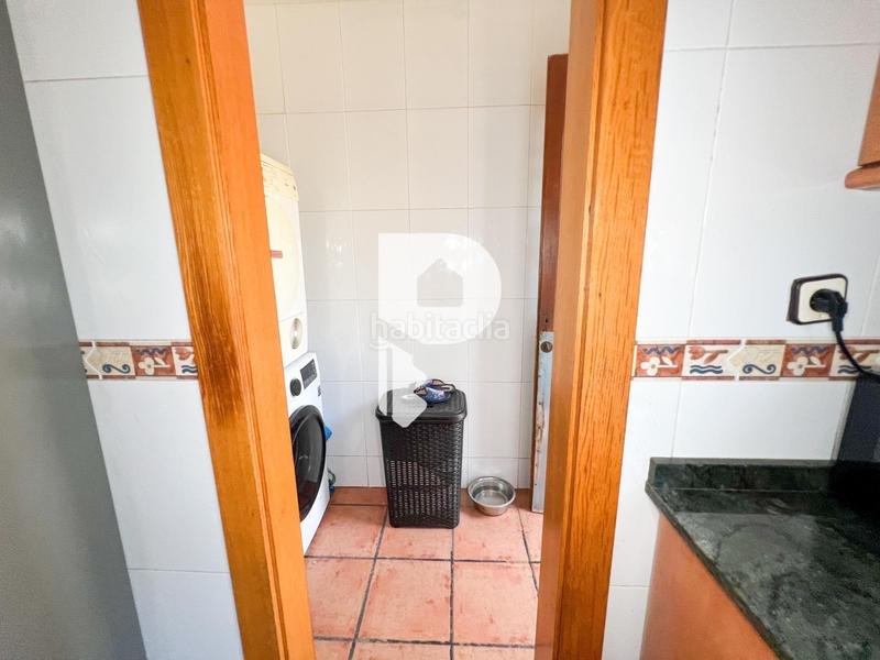 Foto 250f92ea-7ff6-4888-8adf-705eabbd6190. Haus mit heizung parking in Cervelló