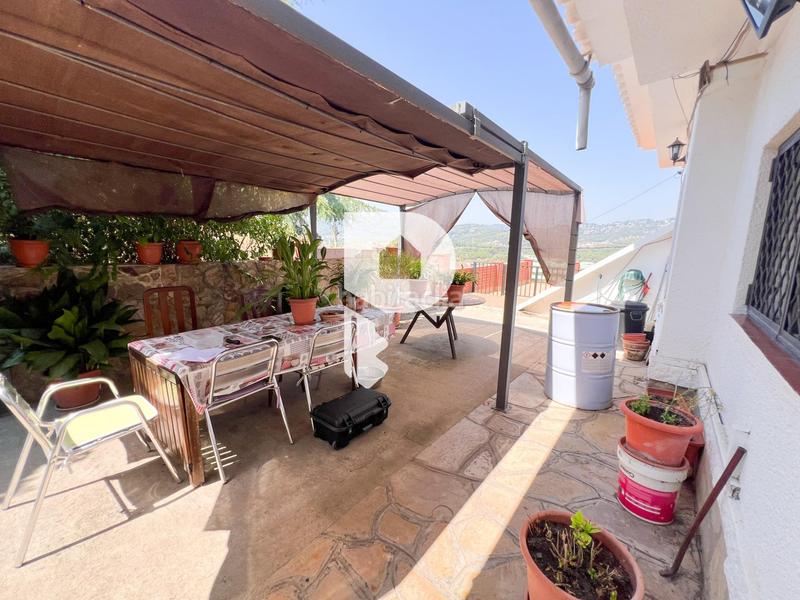 Foto 8f6207a6-a9a5-4d58-9f36-0bd51aae9397. Haus mit heizung parking in Cervelló