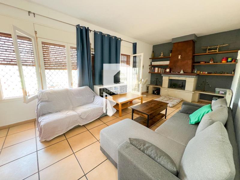 Foto cf2dc6b5-e792-425d-87e4-2c5e90e78392. Haus mit heizung parking in Cervelló