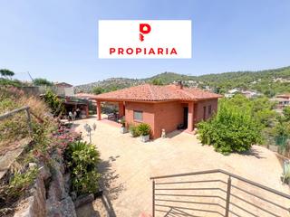Haus in Olesa de Bonesvalls. Casa en una sola planta con terreno