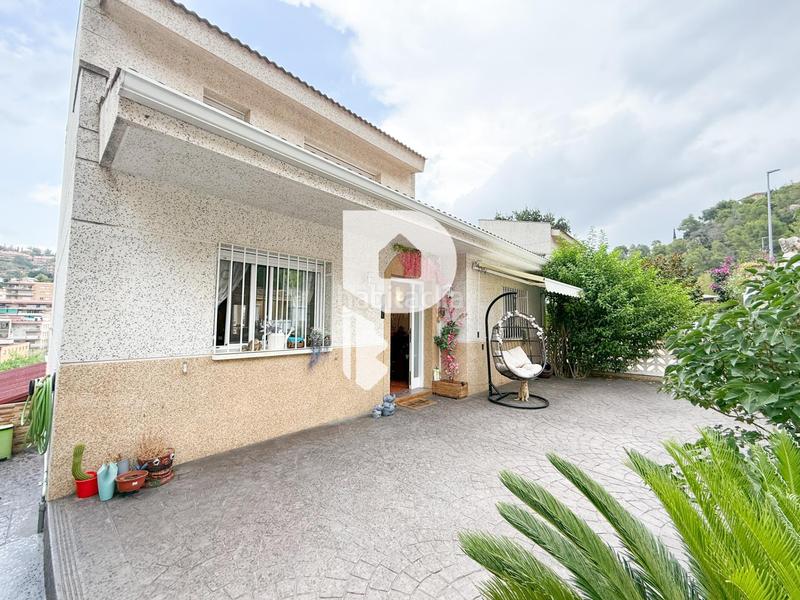 Foto d71b140c-bc7c-4b90-bd56-ba9e6f1bff58. Casa preciosa casa muy bien ubicada en Cervelló