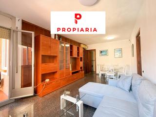 Etagenwohnung in Marianao. Piso grande con balcón