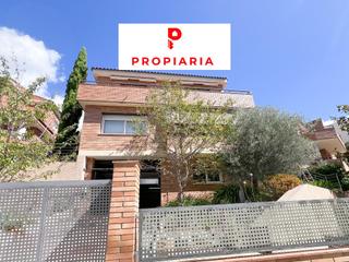Casa a Vallirana. Bonita casa en el centro del pueblo