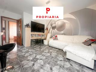Appartement à Sant Andreu de la Barca. Piso céntrico semi reformado