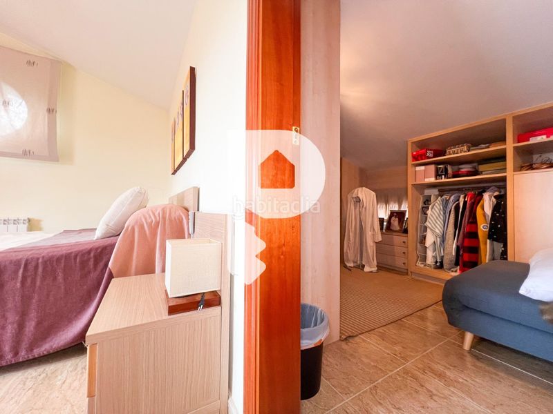 Foto 4d667b50-7d27-4a16-ae4f-9dd859b536b1. Casa amb aparcament a Cervelló