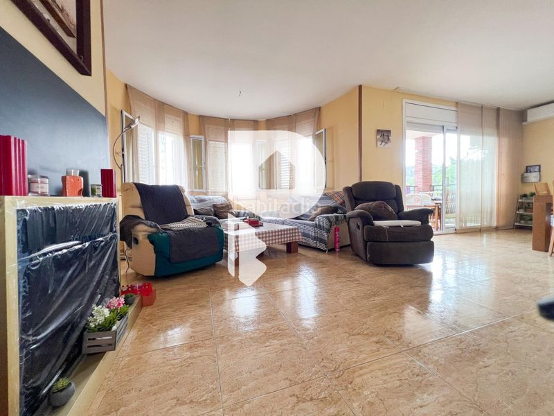 Foto 78c2329e-8581-48c1-a69c-9d0479e5a813. Casa amb aparcament a Cervelló
