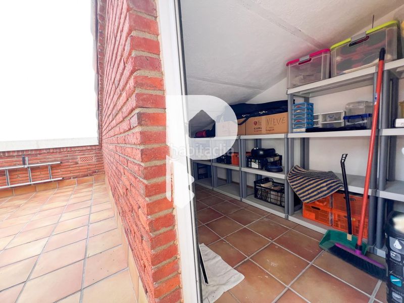 Foto a1479f56-1c0f-4fb6-bb04-e171cb591a32. Casa amb aparcament a Cervelló