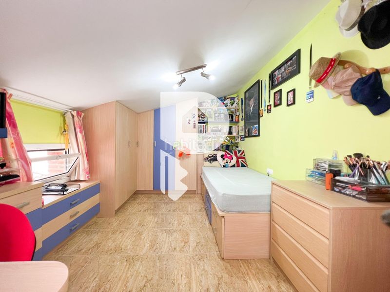 Foto cce76092-218f-4d8a-a541-d6fa28b31b1a. Casa amb aparcament a Cervelló