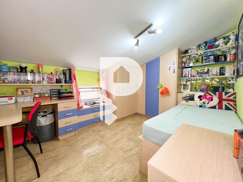 Foto de7891e0-430c-4e75-a6e6-55062ee1a22d. Casa amb aparcament a Cervelló