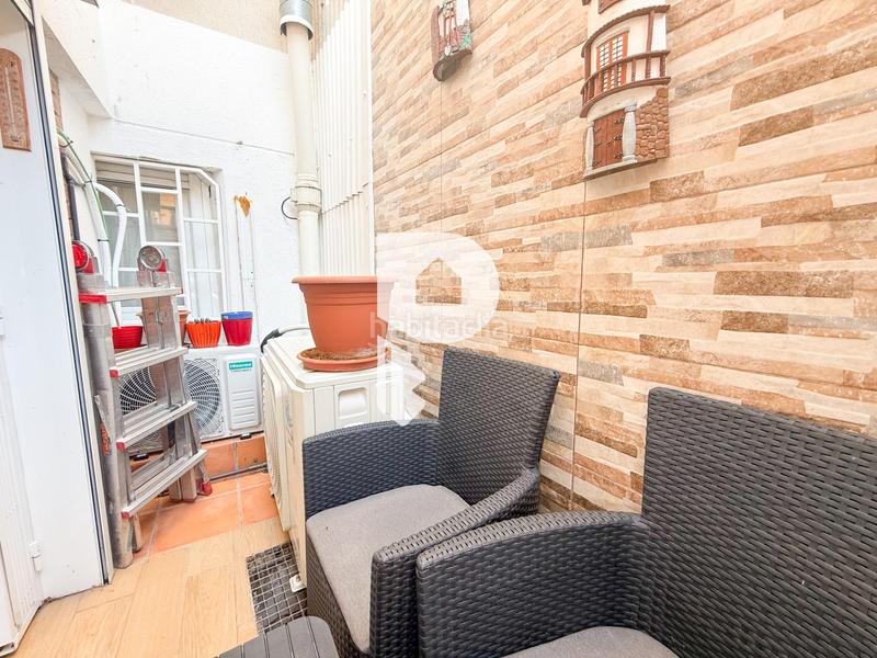 Foto f64c8525-4fbc-458a-be01-d7a6309fcd1a. Planta baixa amb calefacció a Roses-Castellbell Sant Feliu de Llobregat