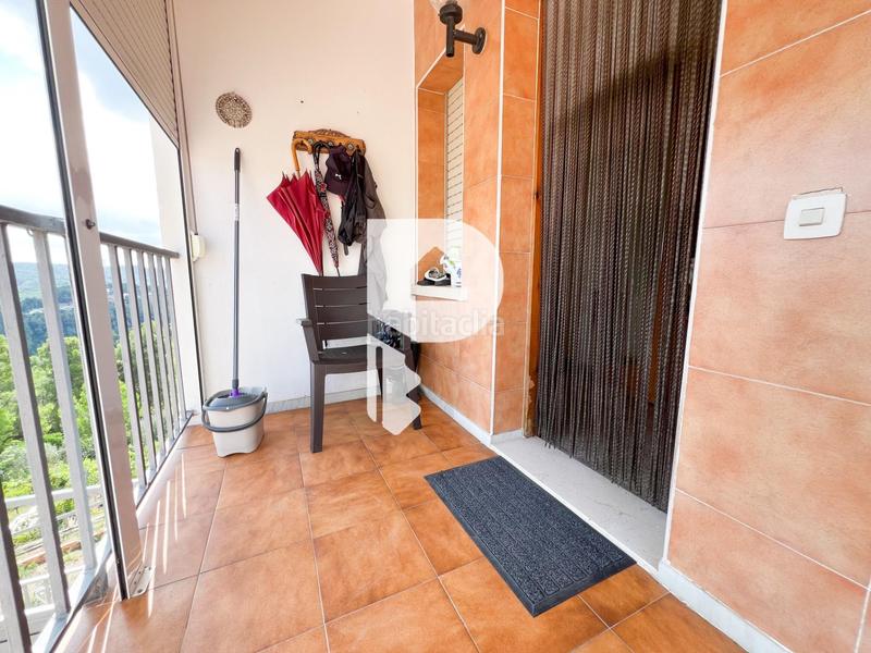 Foto 427b61e0-c183-45f9-bd41-c6b37fd39097. Casa con riscaldamento parcheggio piscina in Vallirana