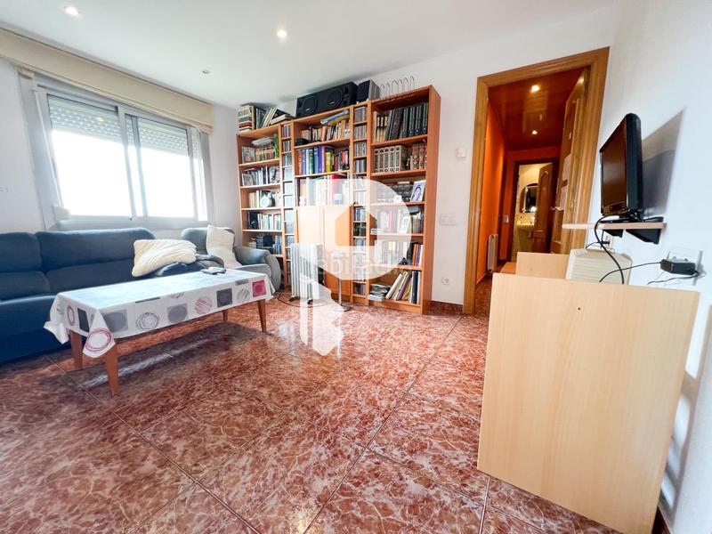 Foto 96e4b3d5-9c8d-448b-8cf1-b4659e78fd91. Casa con riscaldamento parcheggio piscina in Vallirana