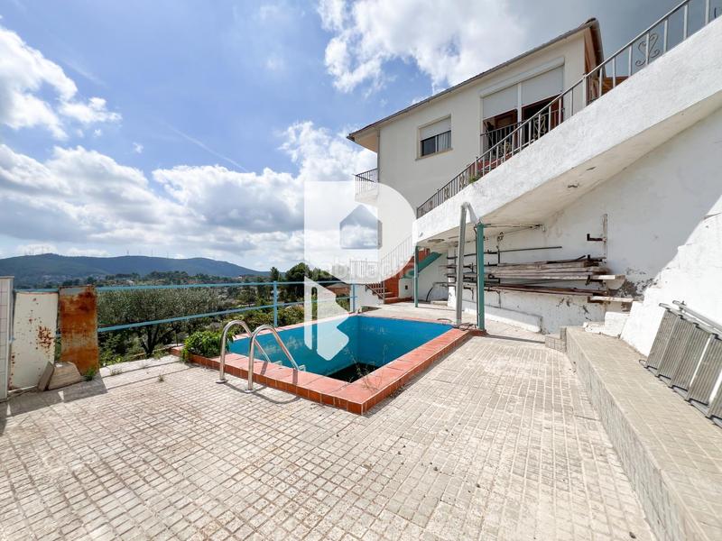 Foto 9ba3b926-8355-497b-ad5e-4405e78013d9. Casa con riscaldamento parcheggio piscina in Vallirana