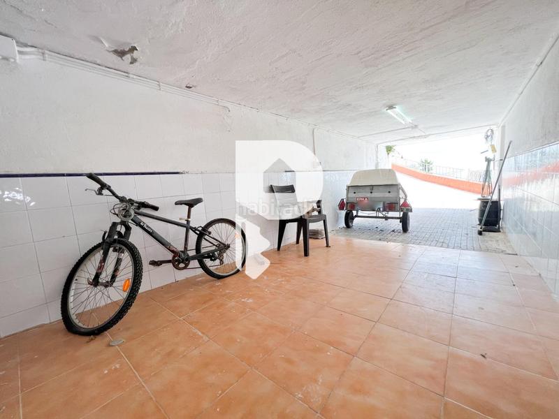 Foto dce1e9e4-42dc-411d-a73e-cc70b3a62fbf. Casa con riscaldamento parcheggio piscina in Vallirana