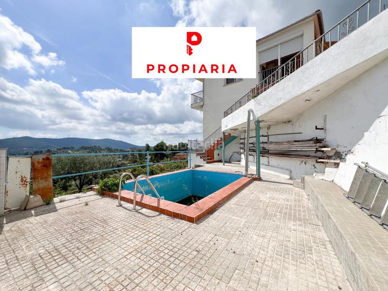 Foto e154eeb9-0d2d-4ab5-80f5-8a87440ae540. Casa con riscaldamento parcheggio piscina in Vallirana