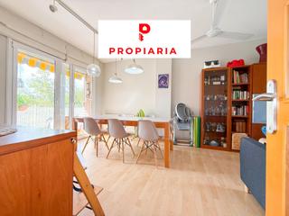 Etagenwohnung in Montigalà. Espectacular piso con balcón