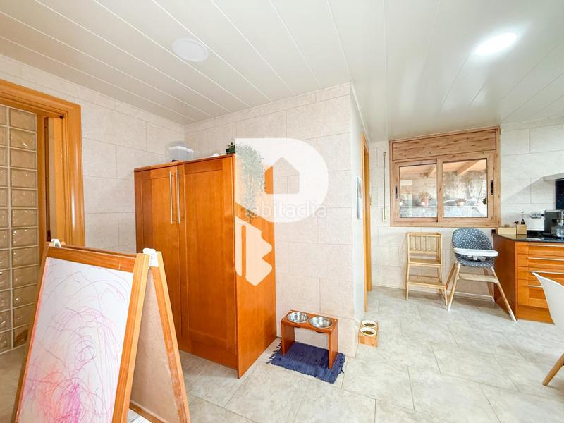 Foto 2880a1af-843f-4739-8094-b84dd3520374. Casa con riscaldamento parcheggio in Can Palet de Vista Alegre Terrassa