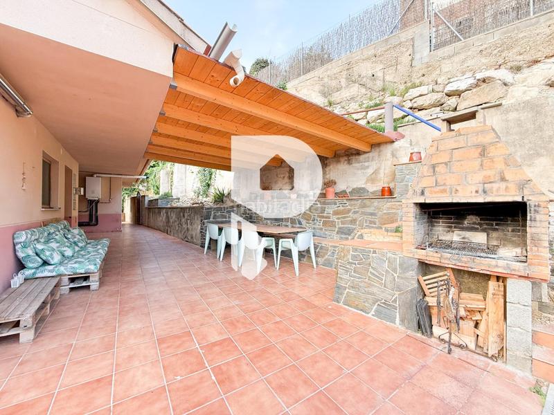 Foto 3a524604-497d-4e55-968e-4b5c83521c50. Casa con riscaldamento parcheggio in Can Palet de Vista Alegre Terrassa