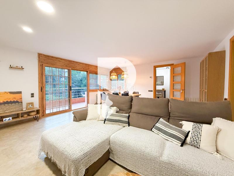 Foto 4e511cb3-c223-4fdb-ad8f-fbfe20a9b6cb. Casa con riscaldamento parcheggio in Can Palet de Vista Alegre Terrassa