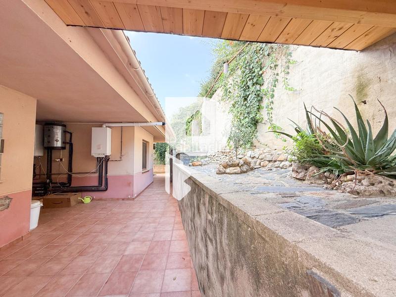 Foto 71f0ee10-3aa3-42c0-862c-6eea19f96967. Casa con riscaldamento parcheggio in Can Palet de Vista Alegre Terrassa