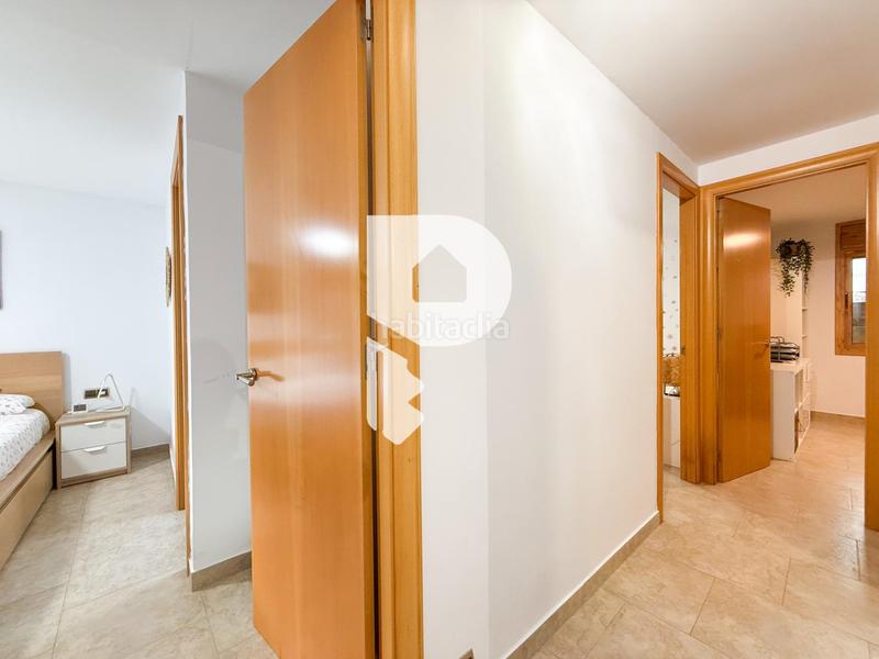 Foto 9425f2f9-75d3-4621-b11f-009666c2c8da. Casa con riscaldamento parcheggio in Can Palet de Vista Alegre Terrassa