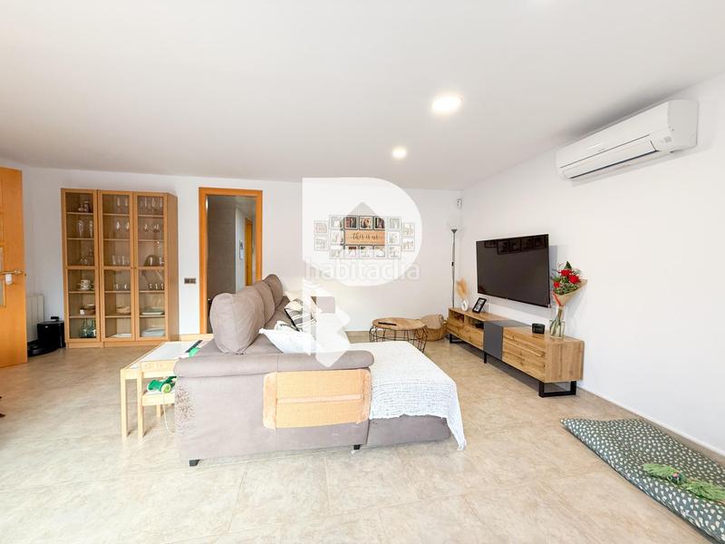 Foto a00a7840-a13d-42b1-a9a3-12d5d7707a14. Casa con riscaldamento parcheggio in Can Palet de Vista Alegre Terrassa