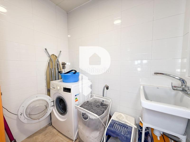 Foto bbc5b528-1337-4c78-ae5e-27c8aa4ee8f0. Casa con riscaldamento parcheggio in Can Palet de Vista Alegre Terrassa