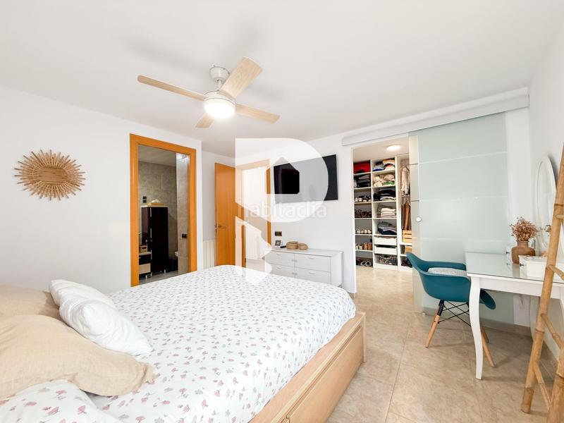 Foto c70a014f-fa37-480d-be99-9e5c21be1ef7. Casa con riscaldamento parcheggio in Can Palet de Vista Alegre Terrassa