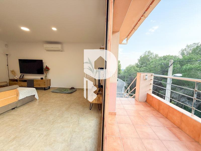 Foto f348a72e-3893-4a86-a49a-088522cd0b1f. Casa con riscaldamento parcheggio in Can Palet de Vista Alegre Terrassa