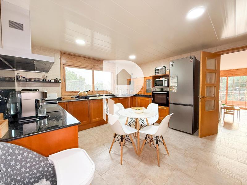 Foto 0ab951d5-0fbe-473a-838a-cf807ac86dbd. Maison avec chauffage parking dans Castellnou-Can Mir-Can Solà Rubí