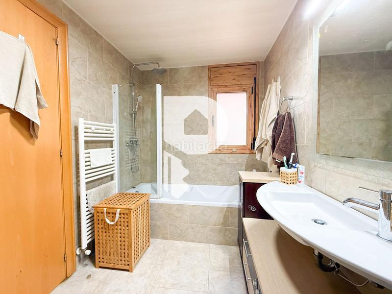 Foto ef5b6179-2cdc-4510-b2c2-b19bb8467ae6. Maison avec chauffage parking dans Castellnou-Can Mir-Can Solà Rubí