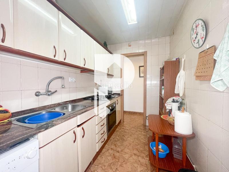 Foto 9746b3f4-7af3-44aa-bbc9-62498c762fc6. Flat with heating in Sant Vicenç dels Horts