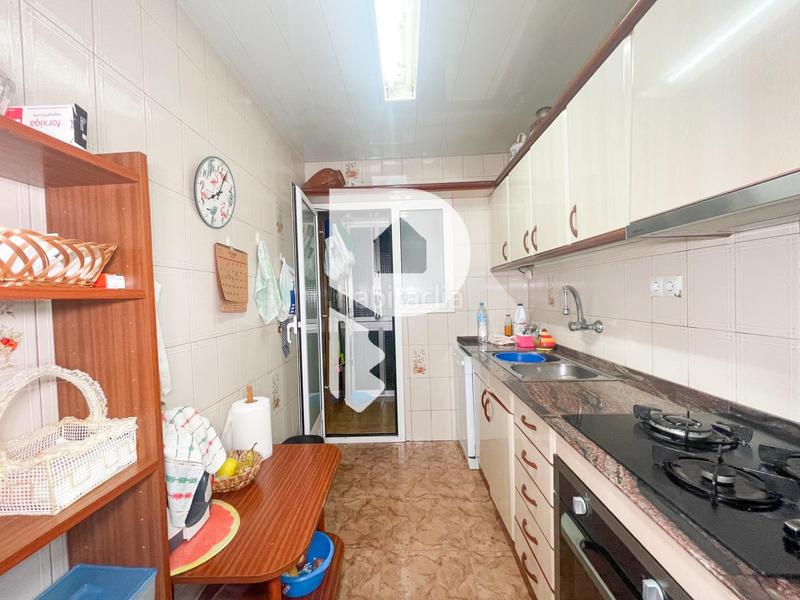 Foto ff1317f4-9a55-4386-8ca8-b3fda70c8eba. Flat with heating in Sant Vicenç dels Horts