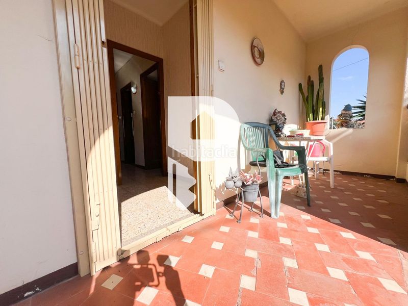 Foto e0a14499-4608-43b2-9ab1-49adb0bbe382. Casa amb aparcament a Sant Andreu de la Barca