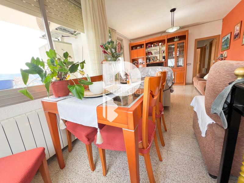 Foto a5488727-7ef4-4c4f-8b33-3b96406f2a3e. Casa amb calefacció aparcament piscina a Vallirana